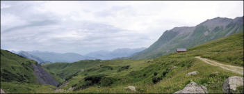 La Toussuire : paysage de montagnes au dessus de la Toussuire