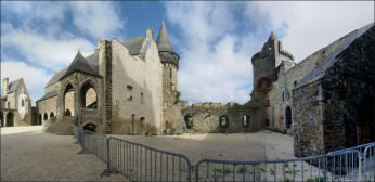 Vitré : autre vue des vestiges du château