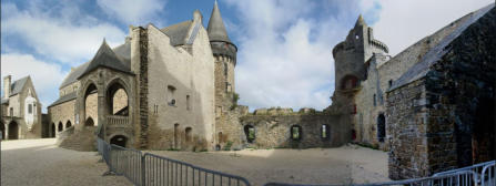 Vitré : autre vue des vestiges du château