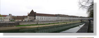 Besançon : ceinture fortifiée en bordure du Doubs